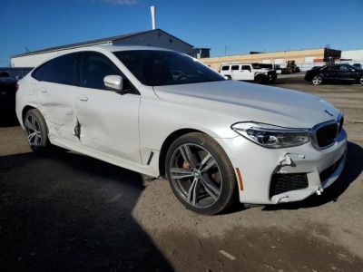 2019 BMW 640 XIGT справа спереди 