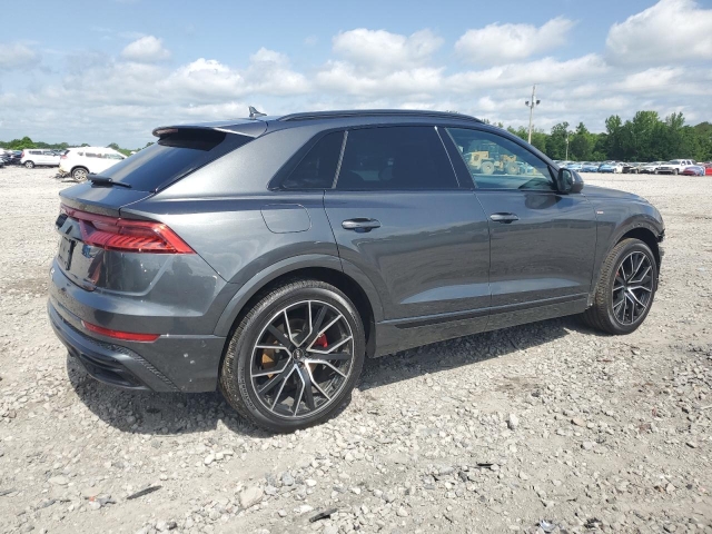 2021 AUDI Q8 PRESTIGE S-LINE справа сзади