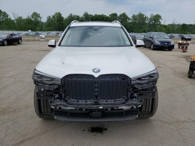 2022 BMW X7 XDRIVE40I спереди