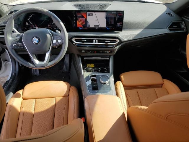 2023 BMW 230I салон 2