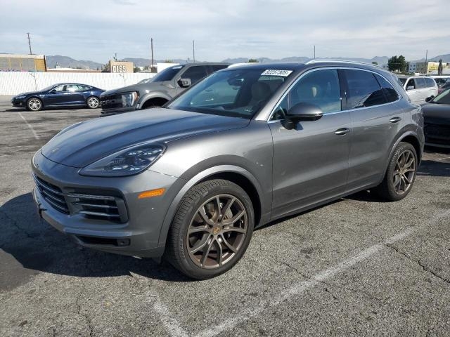 2021 PORSCHE CAYENNE S слева спереди 