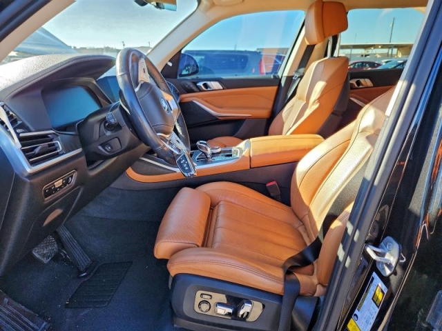 2022 BMW X7 XDRIVE40I салон2 