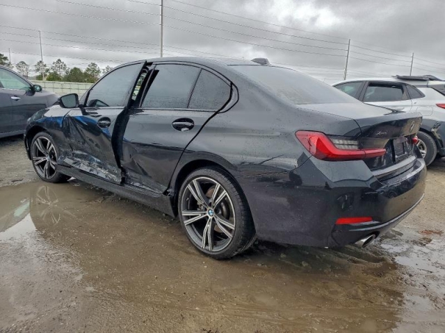 2023 BMW 330XI слева сзади 