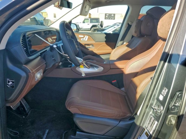 2025 MERCEDES-BENZ GLS 450 4MATIC салон2