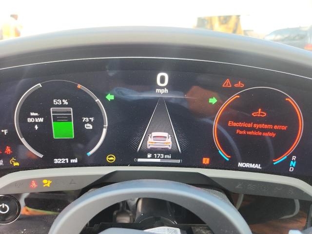 2025 PORSCHE TAYCAN 4S панель 