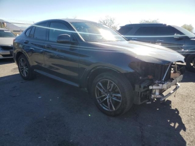2021 BMW X4 XDRIVE30I справа спереди 